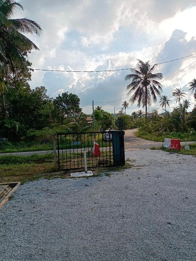 Ummi'S Homestay Kuala Besut Kampong Baru 외부 사진