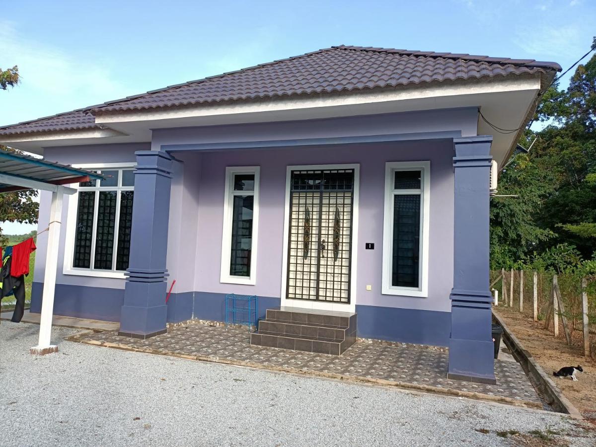 Ummi'S Homestay Kuala Besut Kampong Baru 외부 사진